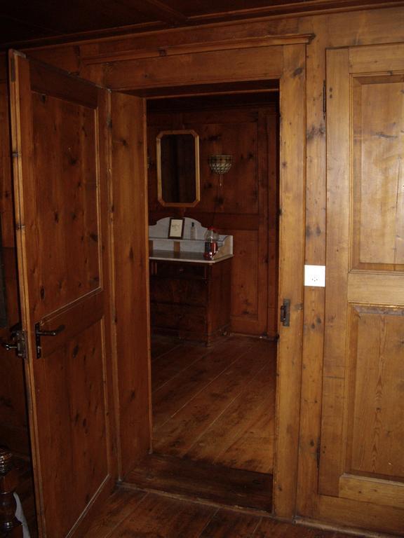 Heidi'S Guesthouse Frenières Quarto foto